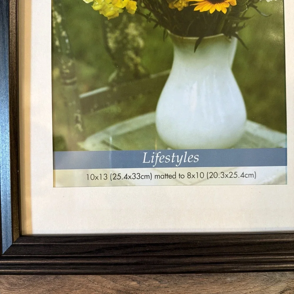Vintage Wood Picture Frame Brown/Black Lifestyles 8x10
